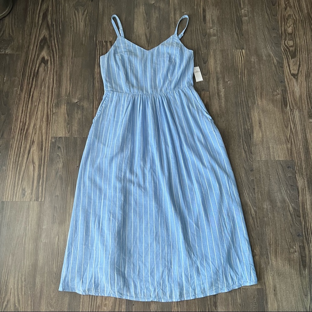 Old Navy NWT Chambray Style Summer Midi Dress
